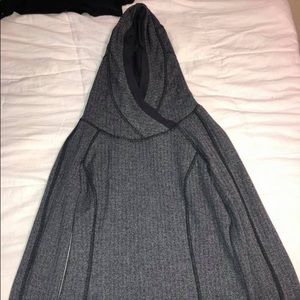 Lululemon pullover!!
